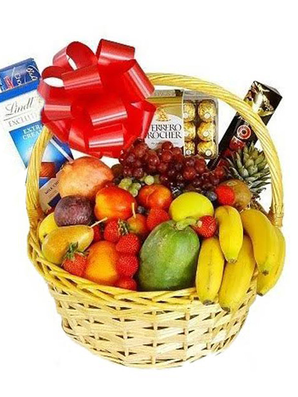 Father's Day Fruit and Chocolate Basket